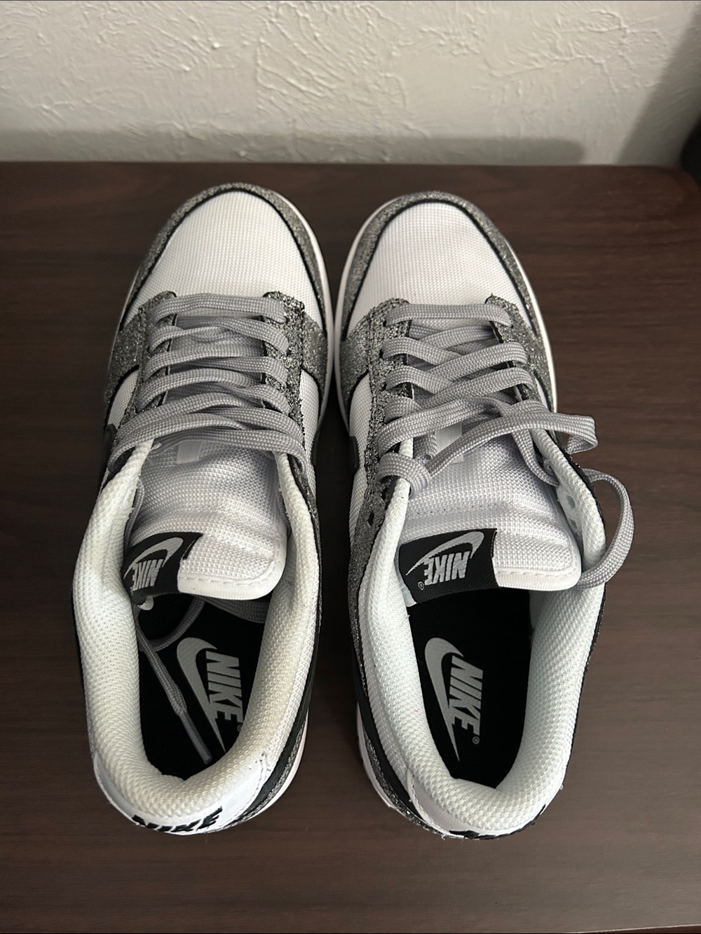 Nike Dunk Low - Picture 4 of 6